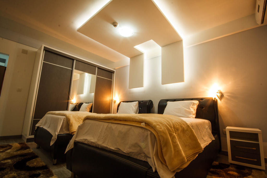 Hotel Oasis Podgorica Quarto foto