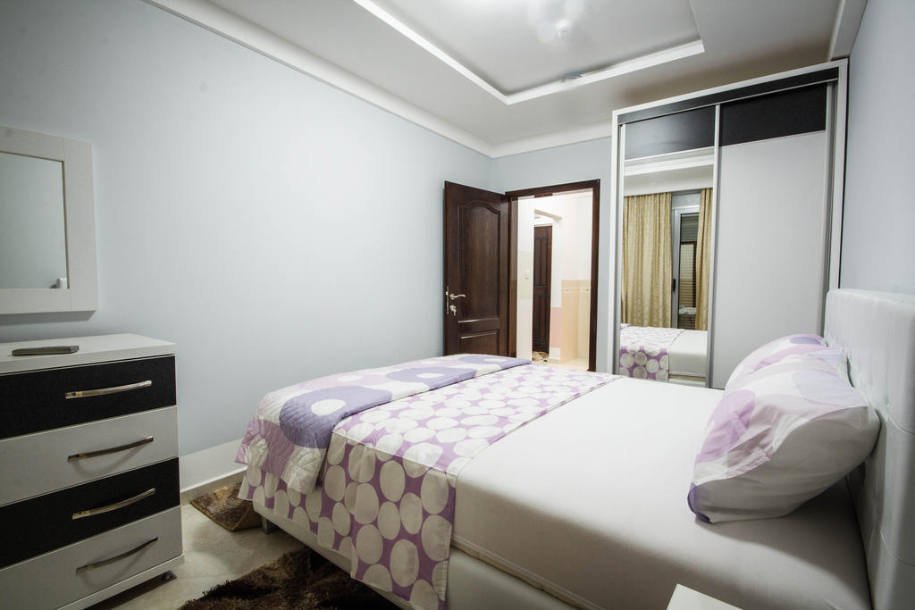 Hotel Oasis Podgorica Quarto foto
